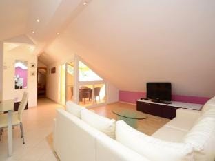 Apartments Korcula - Superior Two Bedroom Apartment with Terrace and Sea View Lavander Apartment in Dubrovnik-Neretva County