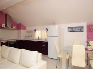 Apartments Korcula - Superior Two Bedroom Apartment with Terrace and Sea View Lavander Apartment in Dubrovnik-Neretva County