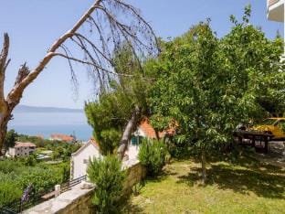 Apartments Bandalo - One Bedroom Apartment with Sea View Apartment in Podstrana