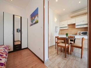 Apartments Vujina - Premium Studio Apartment with Terrace 1 Petra Apartment in Šibenik-Knin County, Croatia