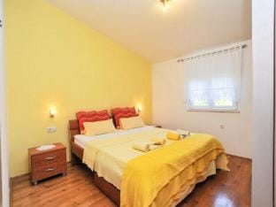 Apartment Spalato - Three Bedroom Apartment with Terrace Apartment in Šibenik-Knin County, Croatia