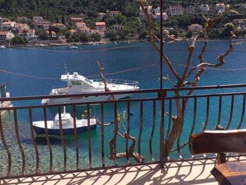 Three bedroom apartment with balcony Apartment in Dubrovnik-Neretva County