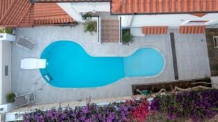 Villa Araucaria private pool, Jacuzzi, Seaview Villa in Crete