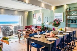 Picturesque Seaside Haven Aretzi Vacation rental in Sea Point