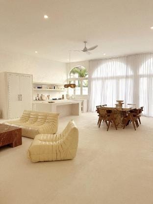 La Playa Bali - Villa 2 Villa in North Kuta