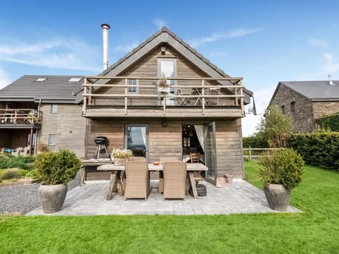 Petit Wilogne Holiday Home in Mont Vacation rental in Luxembourg