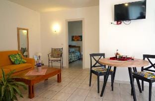 Flowery Inn  Villa B1 Apartment in Alghero