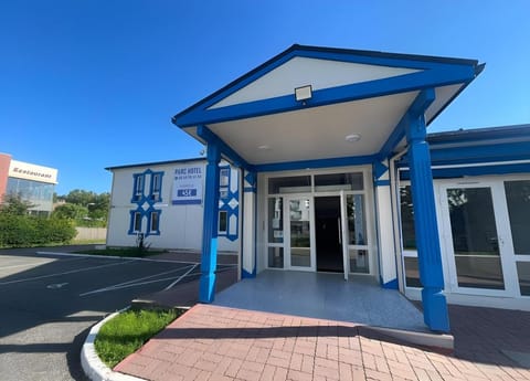 Parc Hotel Hotel in Poissy