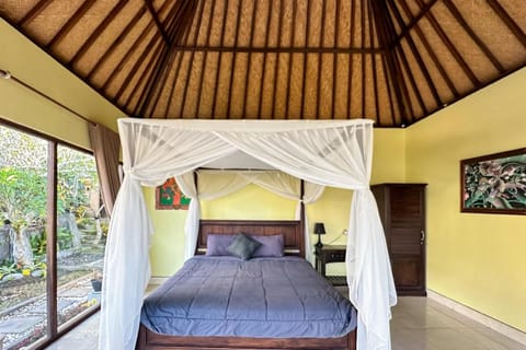 Baruna Lake Side View Hotel in Karangasem Regency