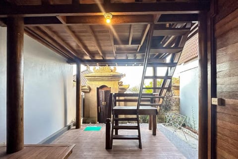 Baruna Lake Side View Hotel in Karangasem Regency