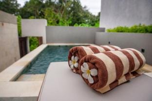 Tanna Villa Bali | 2 BR Private Pool Villa Villa in Kerambitan