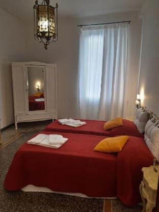 Small Luxury House Apartment in La Spezia