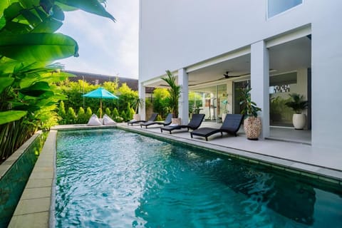 Campbar 4 by AGATA Hotel in North Kuta