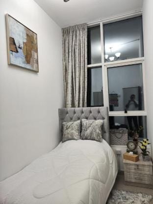 VIP single bed partition in Sea View apartment  Apartment in Ajman