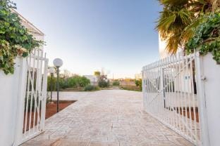 Porto Cesareo Air-conditioned Villa sleeps 12 Torre Cesarea Vacation rental in Porto Cesareo