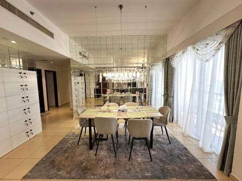 Dubai Host - Beach Hostel JBR Hotel in Dubai