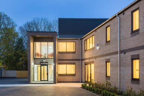 The Suites Inn Hotel Birmingham Merry Hill Hotel in Stourbridge