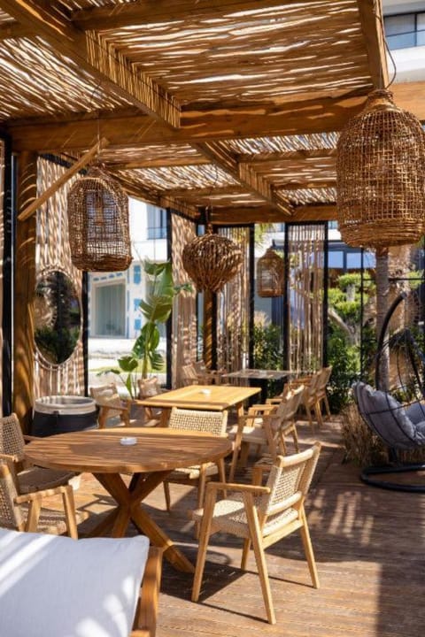 Sea & Sand Hotel Hotel in Vlorë