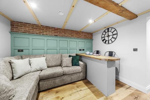 Tilly's Cosy Cottage Retreats - Nidd Cottage Vacation rental in Borough of Harrogate