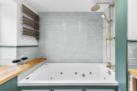 Tilly's Cosy Cottage Retreats - Cave Cottage Vacation rental in Borough of Harrogate