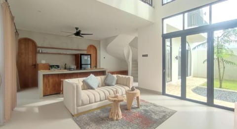 Villa Mandapa Kedungu Hotel in Kediri