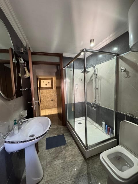 Vita Mundo Apartment in Kotor