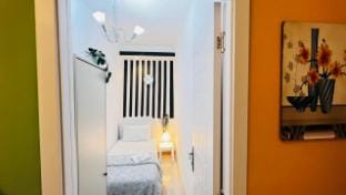 Travellers Partition Room in Barsha 1 Near Metro Vacation rental in Dubai