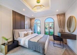 Brand NEW 5BDR Villa on the Palm Villa in Dubai
