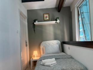 Sunshine Window Partition Near MOE Metro Villa in Dubai