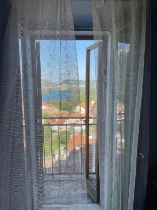 Casa con vista lago Vacation rental in Molise, Italy