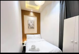 Adventurer’s Partition Room in Barsha Heights Vacation rental in Dubai