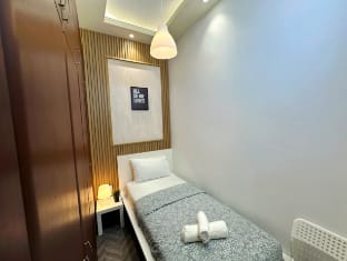 Destination Partition Room in Tecom Near Metro Vacation rental in Dubai