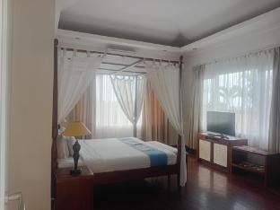 The Beverly Hills Bali Villa in Kuta Selatan