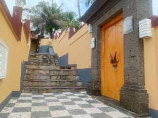 The Beverly Hills Bali Villa in Kuta Selatan