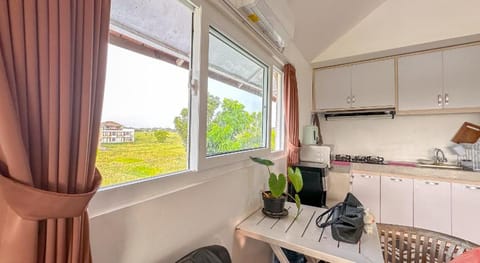 Tipsy Sea View Apartment Apartment in Kediri