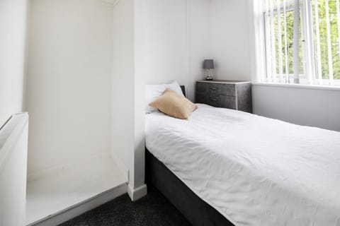 OYO A Better Night Hotel - Manchester Salford Hotel in Salford