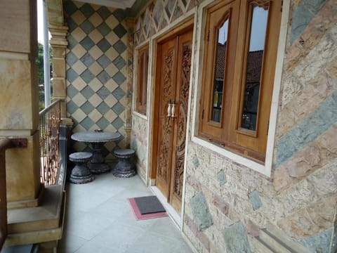 The Reinhold Guesthouse Bali Hotel in North Kuta