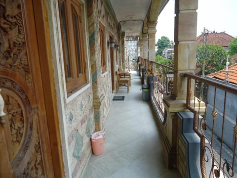 The Reinhold Guesthouse Bali Hotel in North Kuta