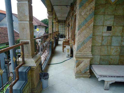 The Reinhold Guesthouse Bali Hotel in North Kuta