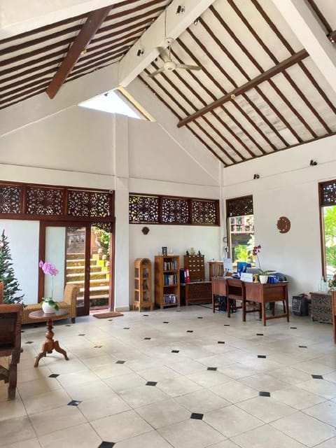 The Central Lovina Hotel in Buleleng