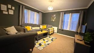 4-Bedroom, 5-Bed, 2.5-Bath Home on Harlow Manor Vacation rental in Harrogate