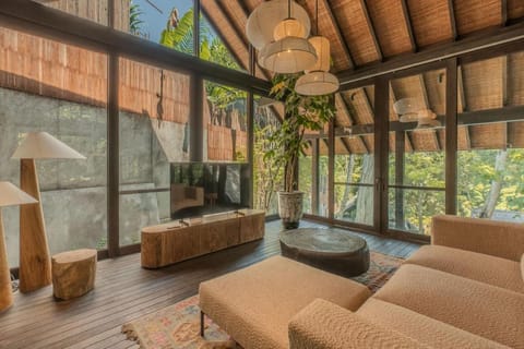 Rumah Lituhayu Hotel in Kediri