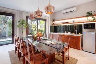 Villa Giva Seminyak - 2 Bedrooms Seminyak Villa in Kuta