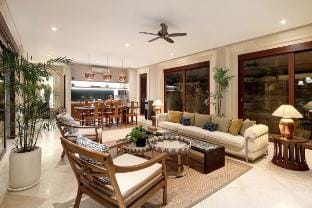 Villa Giva Seminyak - 2 Bedrooms Seminyak Villa in Kuta