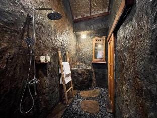 Jungle Retreat - 1 BR Villa with Private Pool Vacation rental in Tampaksiring