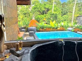 One Bedroom Villa with Bathtub & Private Pool Vacation rental in Tampaksiring