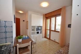 Warm and cozy studio flat in the city center by Beahost Rentals Apartment in Bibione