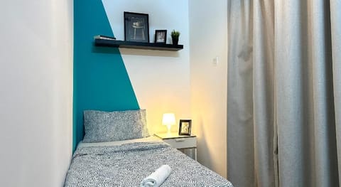 Cityview Partition Room with Balcony in Tecom Hotel in Dubai