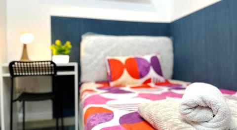 Niche Double Partition Room in Tecom Near Metro Hotel in Dubai