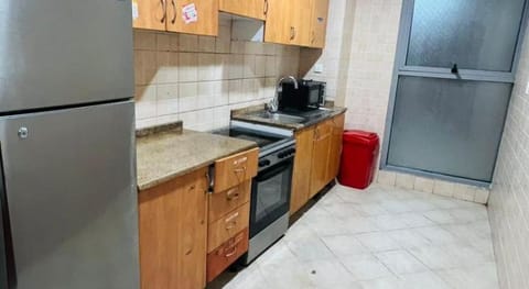 Niche Double Partition Room in Tecom Near Metro Hotel in Dubai